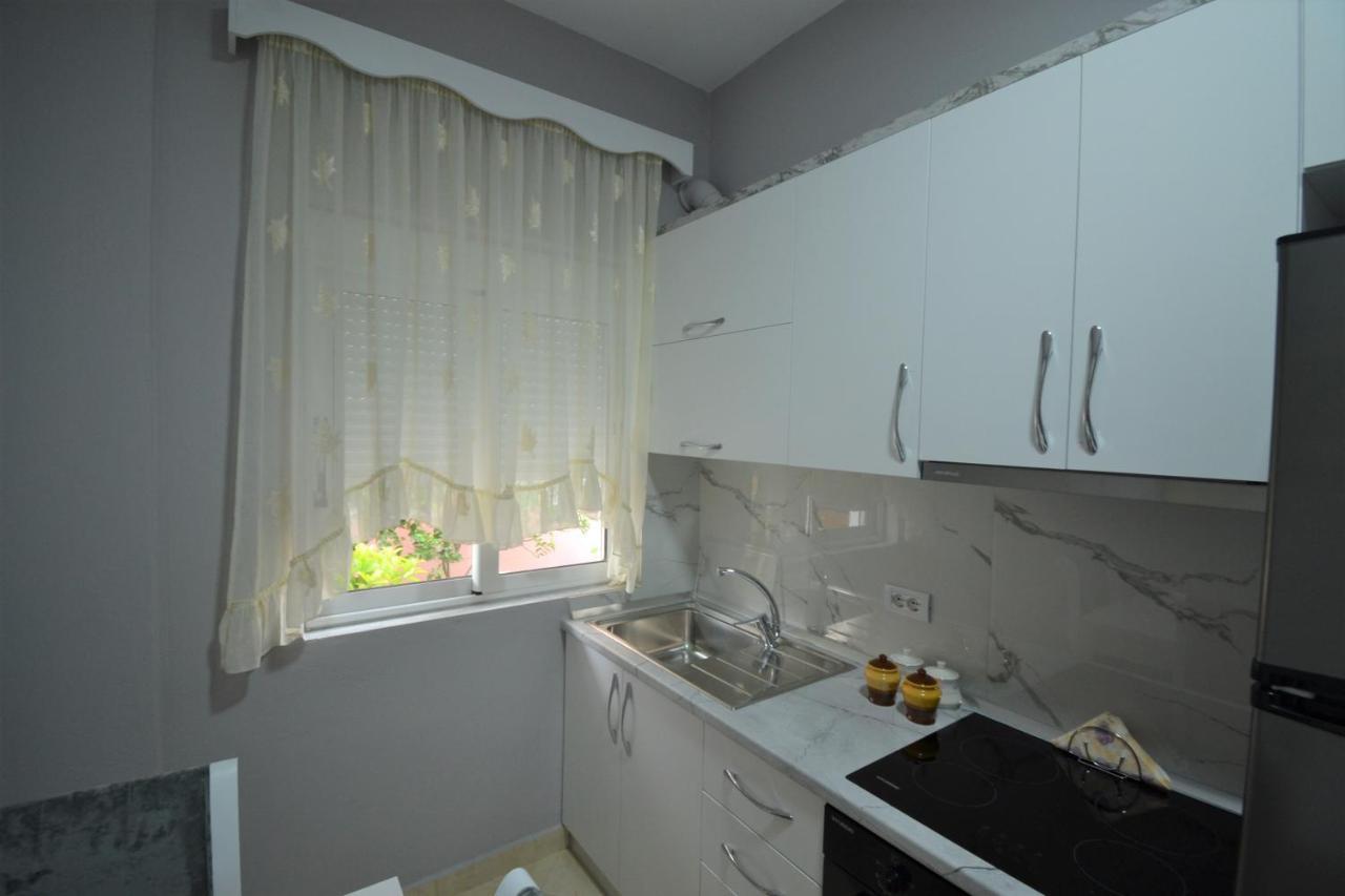 Little Cozy Apartment 1 Саранде Екстериор снимка